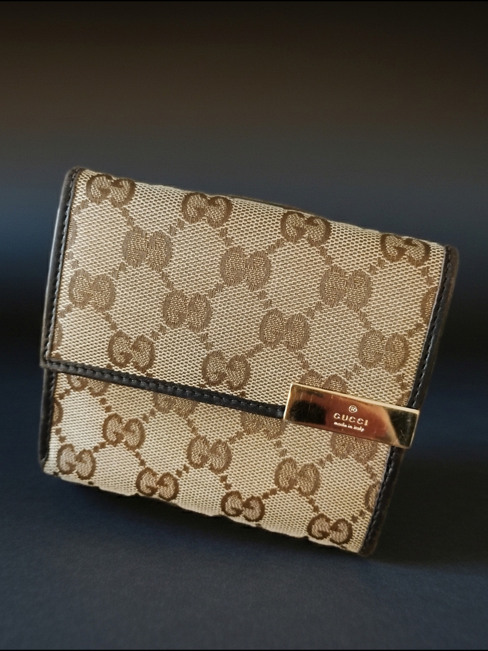 Gucci Beige GG Canvas Leather Bifold Compact Wallet with Gold-Tone Hardware